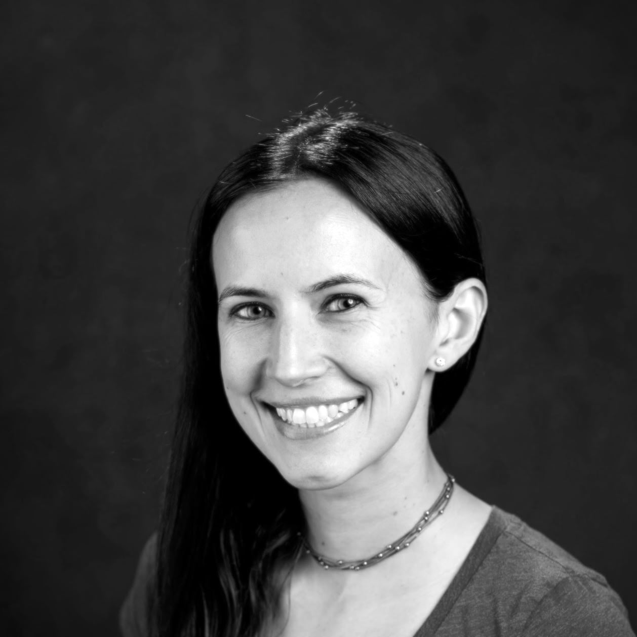 Headshot-MJ